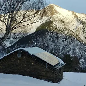 Bordes Pirineu, Costuix Campo de lujo